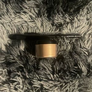 VS Brilliant Shimmer All-Over Powder STAR with Brush